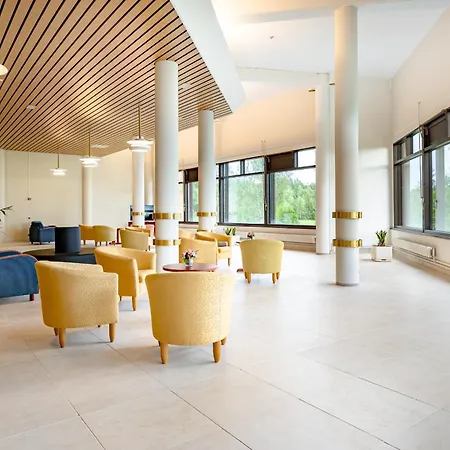 & Kurssikeskus Hotel Raseborg