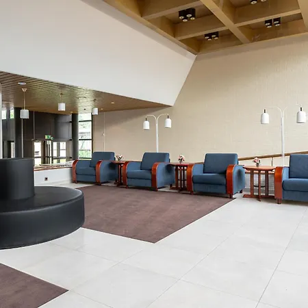 & Kurssikeskus Hotel *